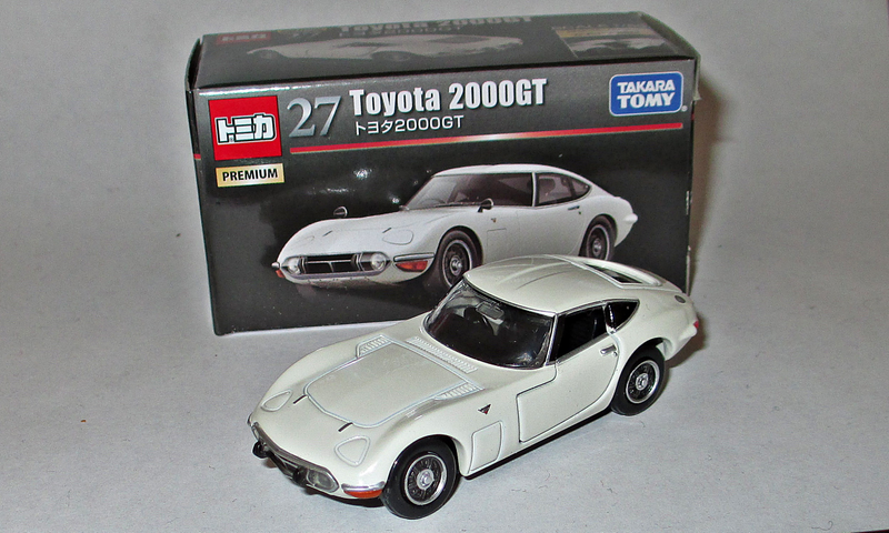 Illustration for article titled Tomica Tuesday: Premium Toyota 2000GT